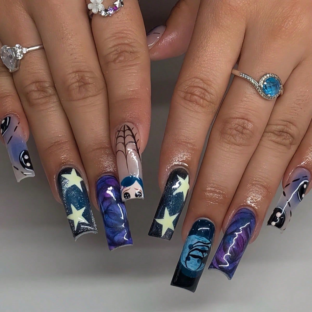 24pcs Y2k Star Graffiti Press  - Nail Art Press On review and price
